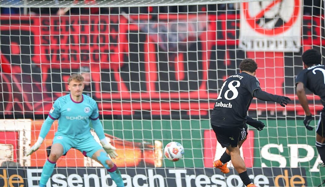 1. FC Nürnberg - Arminia Bielefeld 1. FC Nürnberg - Arminia Bielefeld