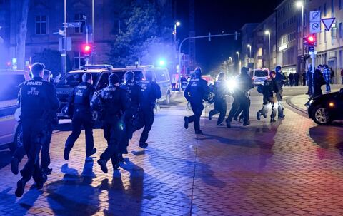 Jeden Tag werden mehr als acht Polizisten in Bayern verletzt