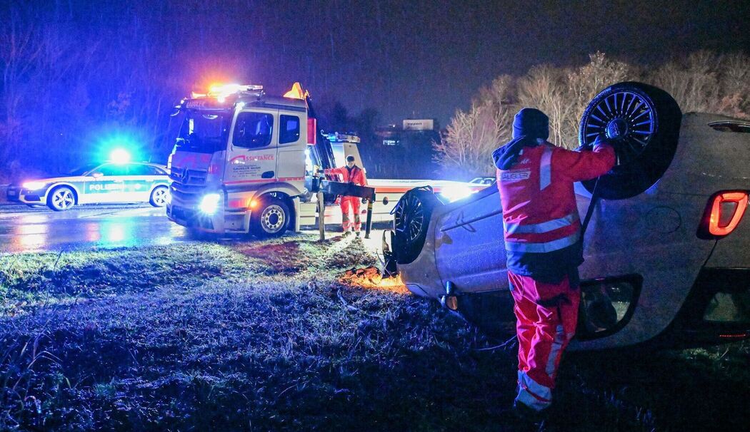 Wetter in Baden-Württemberg - Glatteis sorgt für Unfälle