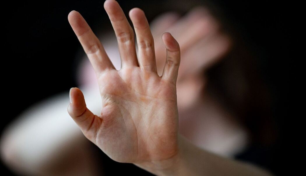 Gewalt gegen Frauen Gewalt gegen Frauen