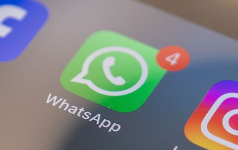 Logos von Meta-Apps auf einem Smartphone