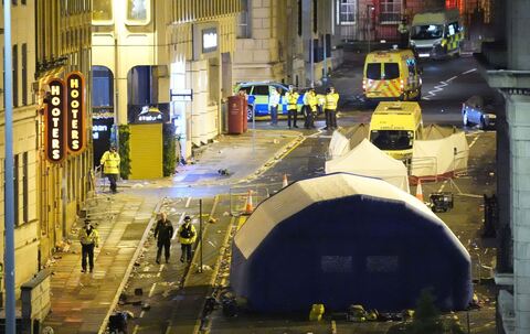 In Liverpool in Menge gerast - Fahrer bekennt sich schuldig