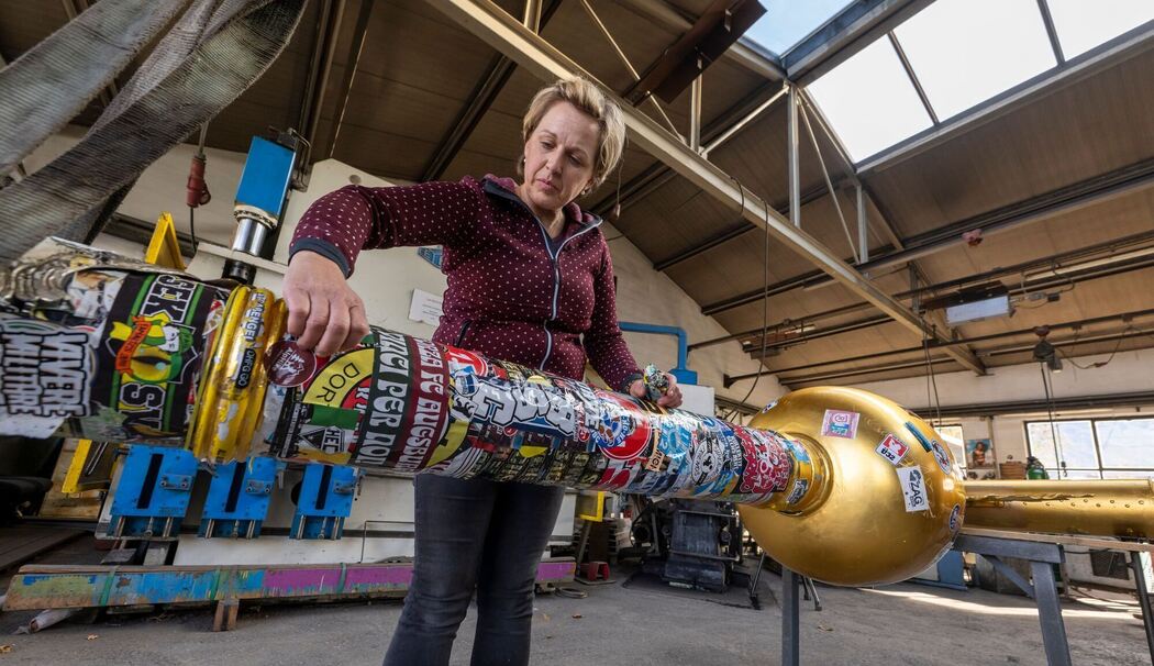 Zugspitz-Gipfelkreuz wird ins Tal geflogen und restauriert