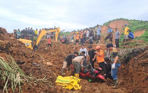 Überschwemmungen in Indonesien