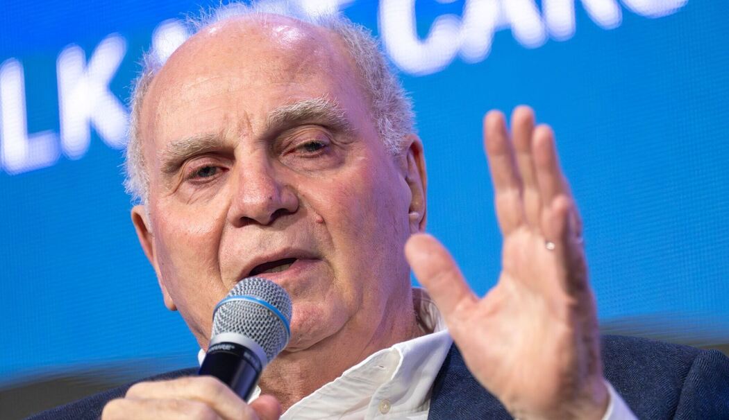 Uli Hoeneß spricht auf Kongress „Sport Marke Medien“ Uli Hoeneß spricht auf Kongress „Sport Marke Medien“